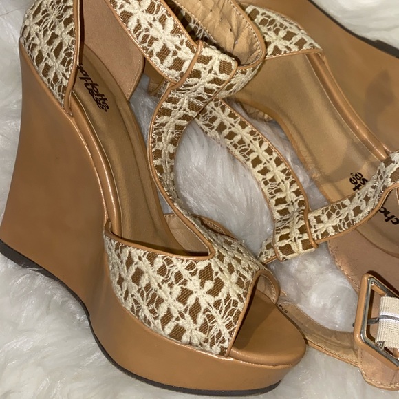 Tan Wedges - Picture 4 of 4